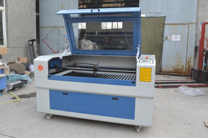Máquina de Corte a Laser para Convites: A Tecnologia que Transforma seu Negócio de Papelaria