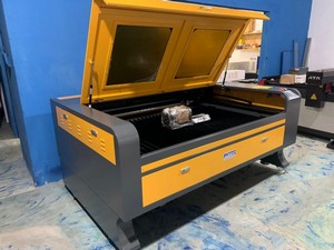 máquina de gravação fiber laser preço