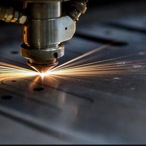 Corte a laser industrial
